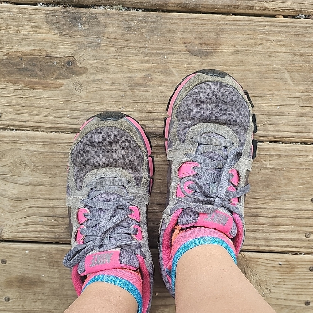 Pre-loved Nike Pink and Gray Sneakers